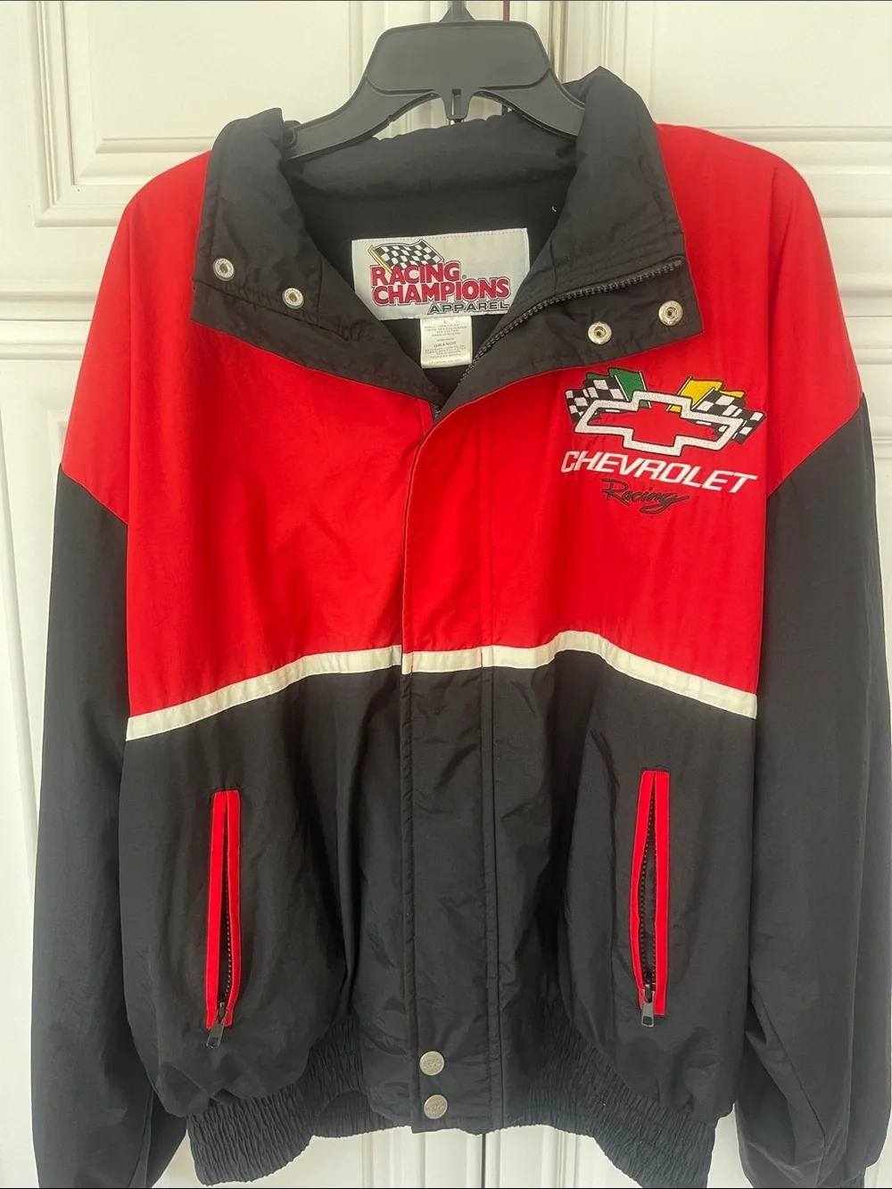 Vintage NASCAR Chevrolet logo racing Jacket size Large Y2K bomber red black
